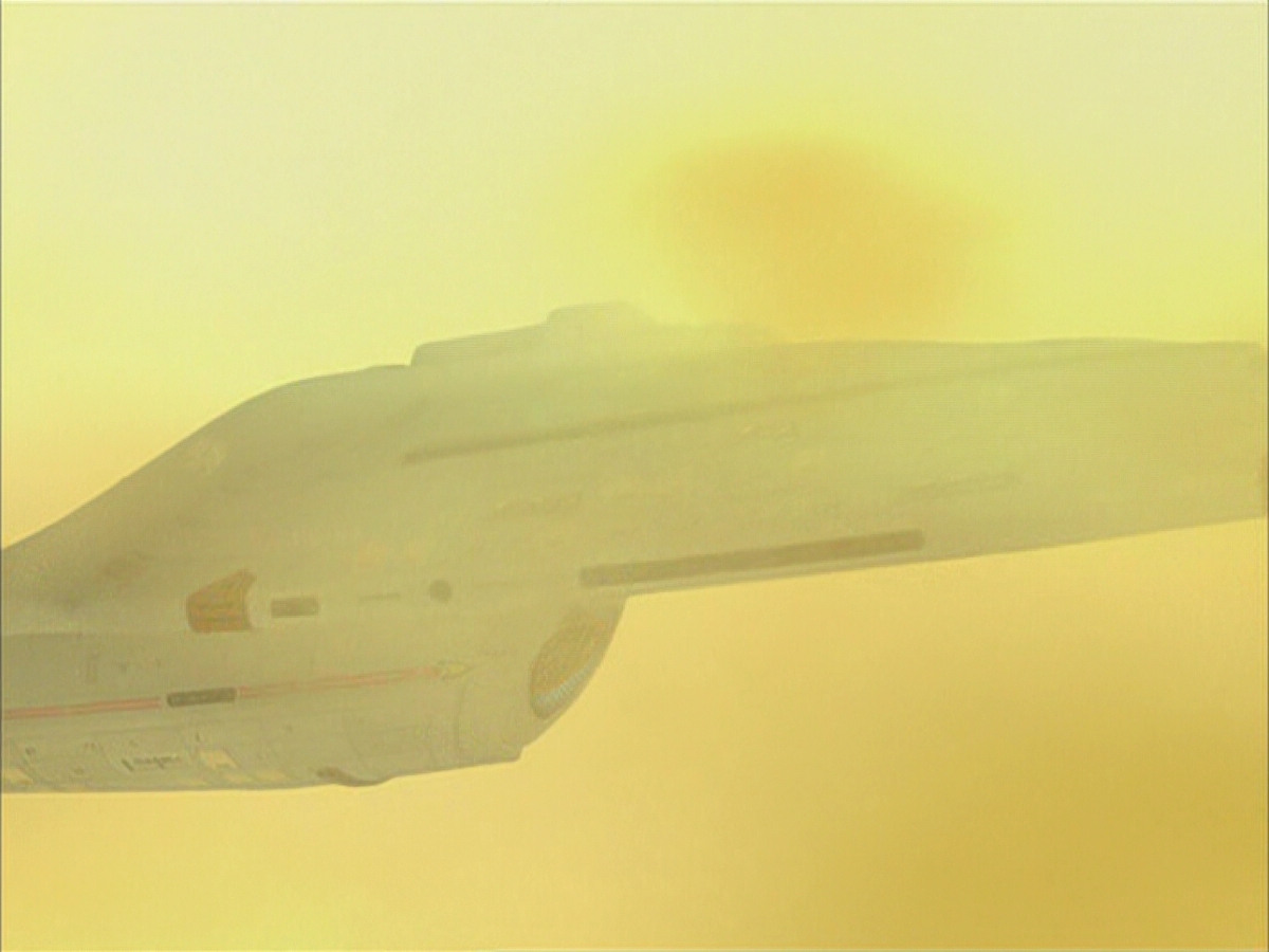 extant_StarTrek_VOY_6x07-DragonsTeeth_03469.jpg