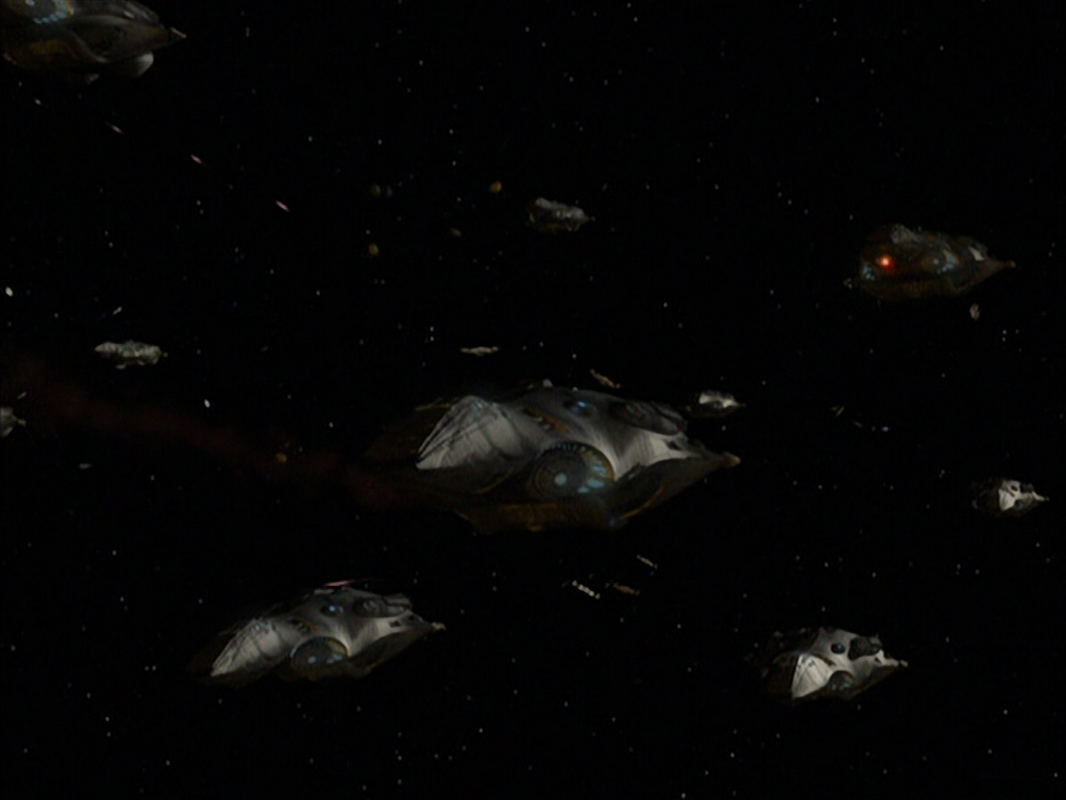 extant_StarTrek_VOY_6x07-DragonsTeeth_03527.jpg