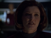 extant_StarTrek_VOY_6x07-DragonsTeeth_00408.jpg