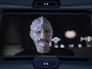extant_StarTrek_VOY_6x07-DragonsTeeth_00415.jpg