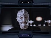 extant_StarTrek_VOY_6x07-DragonsTeeth_00416.jpg