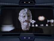 extant_StarTrek_VOY_6x07-DragonsTeeth_00424.jpg