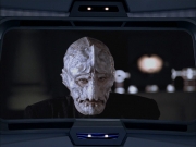 extant_StarTrek_VOY_6x07-DragonsTeeth_00432.jpg