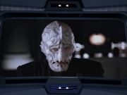 extant_StarTrek_VOY_6x07-DragonsTeeth_00436.jpg