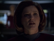 extant_StarTrek_VOY_6x07-DragonsTeeth_00438.jpg