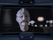 extant_StarTrek_VOY_6x07-DragonsTeeth_00443.jpg