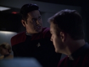 extant_StarTrek_VOY_6x07-DragonsTeeth_00475.jpg