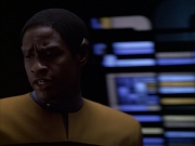 extant_StarTrek_VOY_6x07-DragonsTeeth_00498.jpg