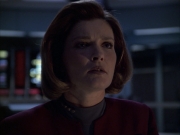 extant_StarTrek_VOY_6x07-DragonsTeeth_00598.jpg