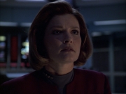 extant_StarTrek_VOY_6x07-DragonsTeeth_00605.jpg
