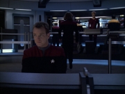extant_StarTrek_VOY_6x07-DragonsTeeth_00615.jpg