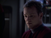 extant_StarTrek_VOY_6x07-DragonsTeeth_00628.jpg