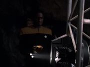 Filename=extant_StarTrek_VOY_6x07-DragonsTeeth_00734.jpg
Filesize=139KiB
Dimensions=1200x900
Date added=Dec 27, 2019 extant_StarTrek_VOY_6x07-DragonsTeeth_00734.jpg