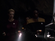 Filename=extant_StarTrek_VOY_6x07-DragonsTeeth_00737.jpg
Filesize=129KiB
Dimensions=1200x900
Date added=Dec 27, 2019 extant_StarTrek_VOY_6x07-DragonsTeeth_00737.jpg