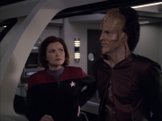Filename=extant_StarTrek_VOY_6x07-DragonsTeeth_01159.jpg
Filesize=157KiB
Dimensions=1200x900
Date added=Dec 27, 2019 extant_StarTrek_VOY_6x07-DragonsTeeth_01159.jpg