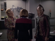 Filename=extant_StarTrek_VOY_6x07-DragonsTeeth_01308.jpg
Filesize=171KiB
Dimensions=1200x900
Date added=Dec 27, 2019 extant_StarTrek_VOY_6x07-DragonsTeeth_01308.jpg