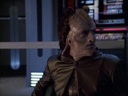Filename=extant_StarTrek_VOY_6x07-DragonsTeeth_01356.jpg
Filesize=168KiB
Dimensions=1200x900
Date added=Dec 27, 2019 extant_StarTrek_VOY_6x07-DragonsTeeth_01356.jpg