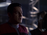 extant_StarTrek_VOY_6x07-DragonsTeeth_01541.jpg