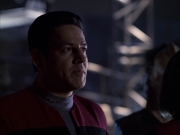 extant_StarTrek_VOY_6x07-DragonsTeeth_01544.jpg