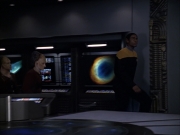 extant_StarTrek_VOY_6x07-DragonsTeeth_01578.jpg