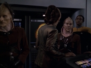 extant_StarTrek_VOY_6x07-DragonsTeeth_01657.jpg