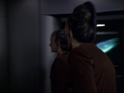extant_StarTrek_VOY_6x07-DragonsTeeth_01671.jpg