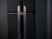 extant_StarTrek_VOY_6x07-DragonsTeeth_01677.jpg