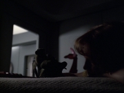 extant_StarTrek_VOY_6x07-DragonsTeeth_01682.jpg
