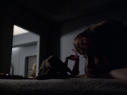 extant_StarTrek_VOY_6x07-DragonsTeeth_01699.jpg