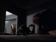 extant_StarTrek_VOY_6x07-DragonsTeeth_01700.jpg