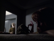 extant_StarTrek_VOY_6x07-DragonsTeeth_01707.jpg