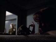 extant_StarTrek_VOY_6x07-DragonsTeeth_01708.jpg