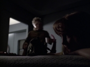 extant_StarTrek_VOY_6x07-DragonsTeeth_01717.jpg