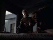 extant_StarTrek_VOY_6x07-DragonsTeeth_01728.jpg