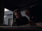 extant_StarTrek_VOY_6x07-DragonsTeeth_01748.jpg