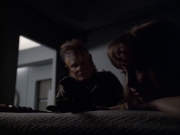 extant_StarTrek_VOY_6x07-DragonsTeeth_01752.jpg
