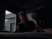extant_StarTrek_VOY_6x07-DragonsTeeth_01767.jpg