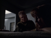 extant_StarTrek_VOY_6x07-DragonsTeeth_01778.jpg