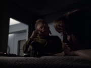 extant_StarTrek_VOY_6x07-DragonsTeeth_01780.jpg