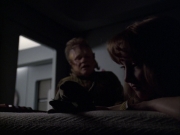 extant_StarTrek_VOY_6x07-DragonsTeeth_01784.jpg