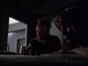 extant_StarTrek_VOY_6x07-DragonsTeeth_01806.jpg