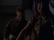 extant_StarTrek_VOY_6x07-DragonsTeeth_01814.jpg