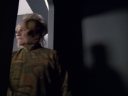 extant_StarTrek_VOY_6x07-DragonsTeeth_01837.jpg