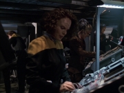 extant_StarTrek_VOY_6x07-DragonsTeeth_01867.jpg