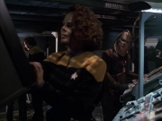 extant_StarTrek_VOY_6x07-DragonsTeeth_01897.jpg