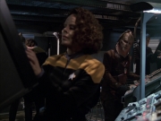 extant_StarTrek_VOY_6x07-DragonsTeeth_01900.jpg