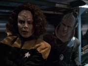 extant_StarTrek_VOY_6x07-DragonsTeeth_01910.jpg