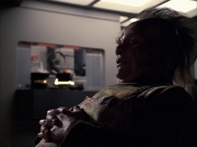 extant_StarTrek_VOY_6x07-DragonsTeeth_01923.jpg