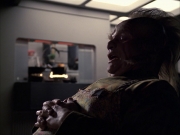 extant_StarTrek_VOY_6x07-DragonsTeeth_01924.jpg