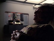 extant_StarTrek_VOY_6x07-DragonsTeeth_01935.jpg